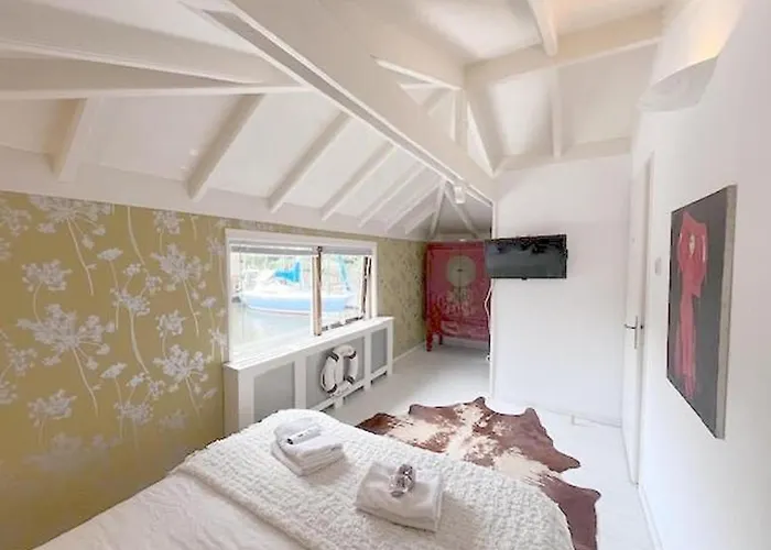 Private At Houseboat Άμστερνταμ