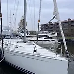 Tekne Private At Houseboat